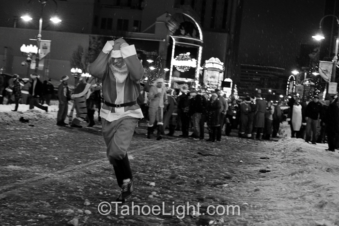reno santa pub crawl Run for your life Santa!