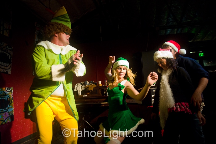 reno santa pub crawl Dancing it up inside the West Street Market during the Reno Santa Crawl.