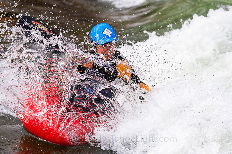 I just liked the way the water comes off the bows of the boats at certain times during the ride.