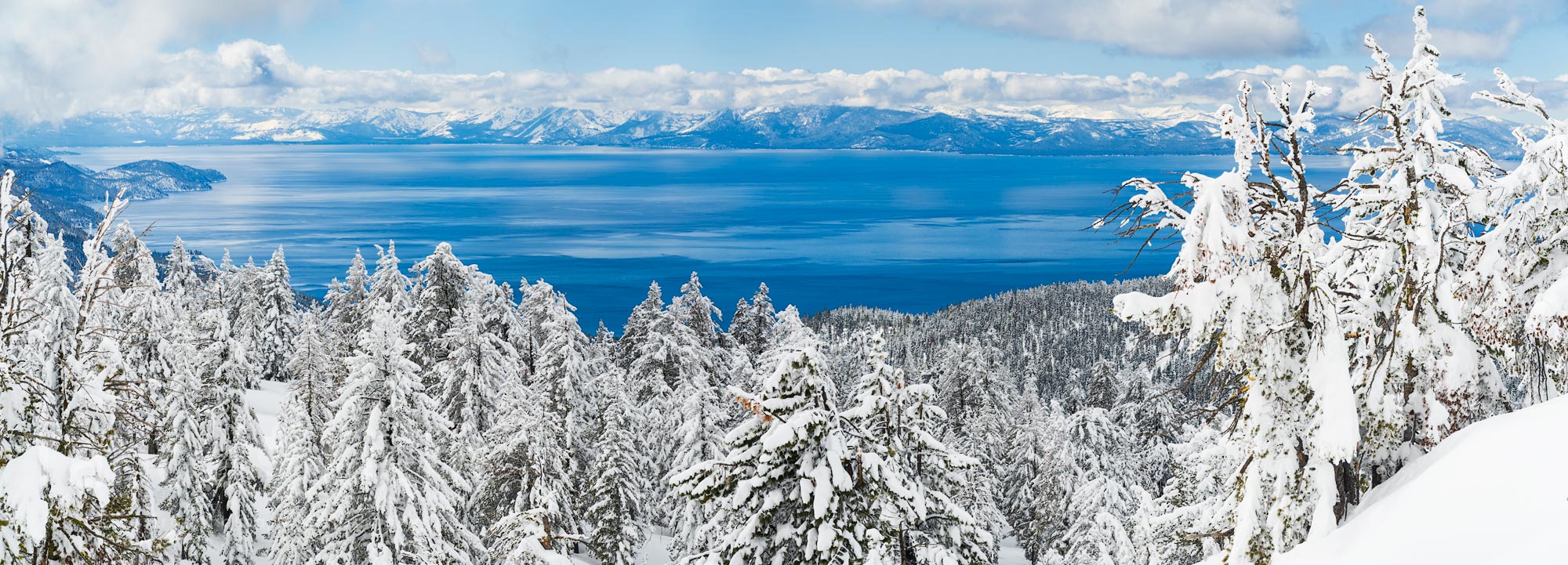 High resolution panoramic image of Lake Tahoe in winter